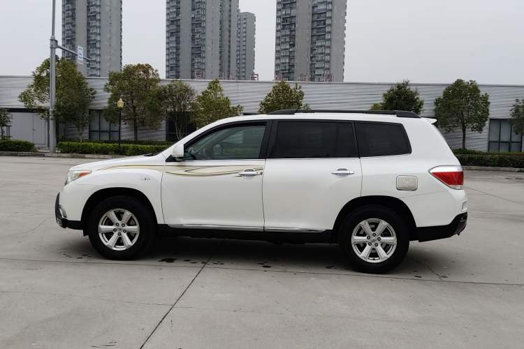 Used Toyota Highlander 2012 2.7L 2WD 5-Seater Elite Edition Exterior 5