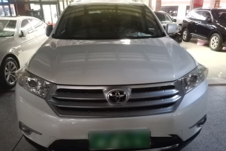 Used Toyota Highlander 2012 2.7L Two-Wheel Drive 7-Seater Luxury Edition Front