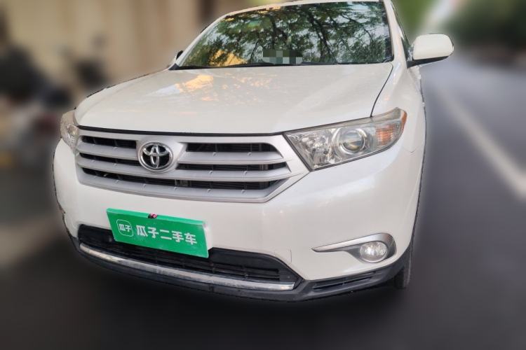 Used Toyota Highlander 2012 2.7L Two-Wheel Drive 7-Seater Luxury Edition Front