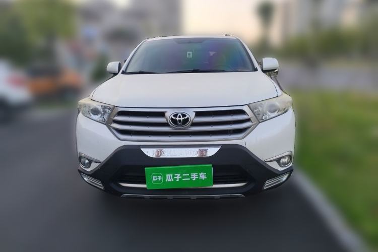 Used Toyota Highlander 2012 2.7L Two-Wheel Drive 7-Seater Luxury Edition Front