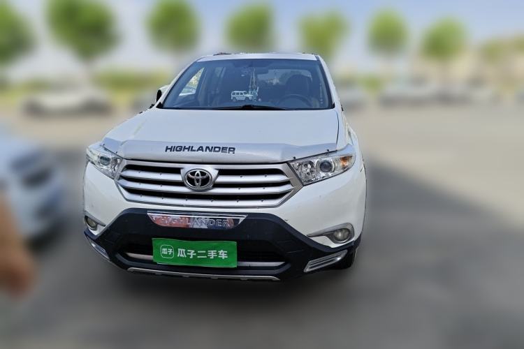 Used Toyota Highlander 2012 2.7L Two-Wheel Drive 7-Seater Luxury Edition Front