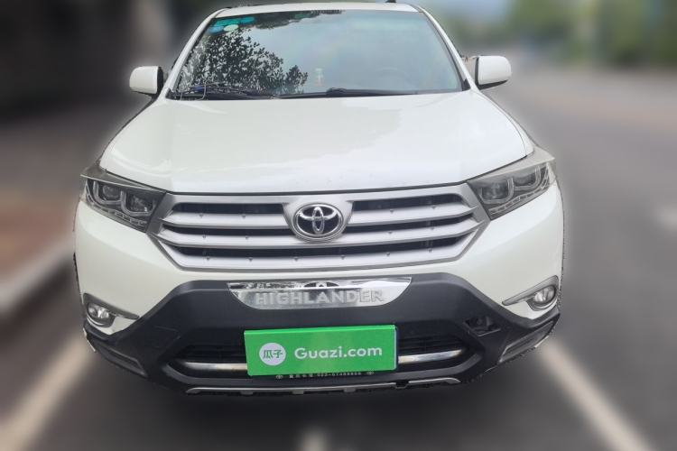 Used Toyota Highlander 2012 2.7L Two-Wheel Drive 7-Seater Luxury Edition Front