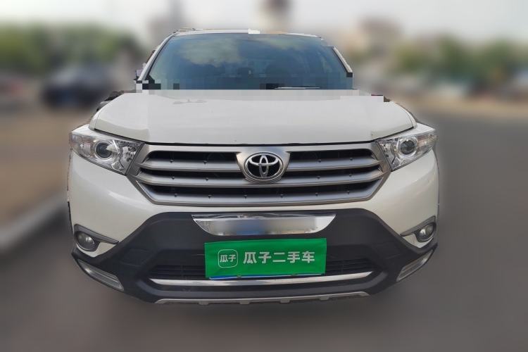 Used Toyota Highlander 2012 2.7L Two-Wheel Drive 7-Seater Luxury Edition Front