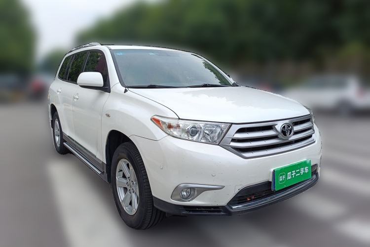 Used Toyota Highlander 2012 2.7L 2WD 5-Seater Elite Edition Front Right 45 Deg