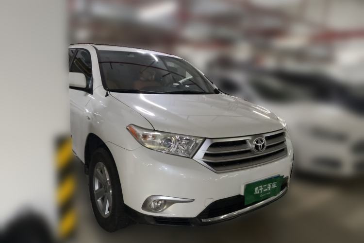 Used Toyota Highlander 2012 2.7L 2WD 5-Seater Elite Edition Front Right 45 Deg
