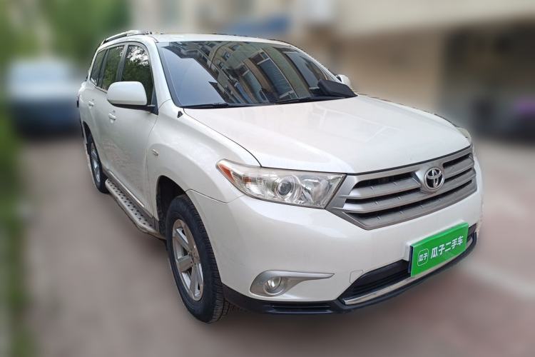 Used Toyota Highlander 2012 2.7L 2WD 5-Seater Elite Edition Front Right 45 Deg