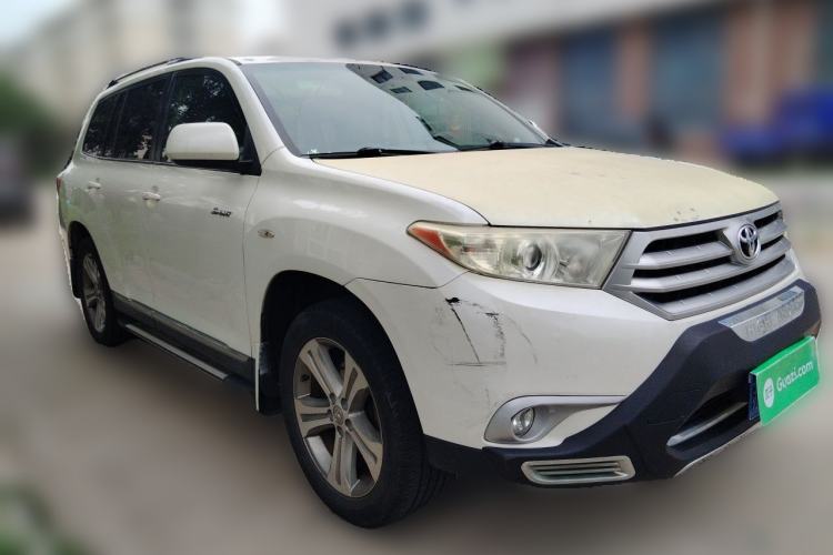 Used Toyota Highlander 2012 2.7L Two-Wheel Drive 7-Seater Luxury Edition Front Right 45 Deg