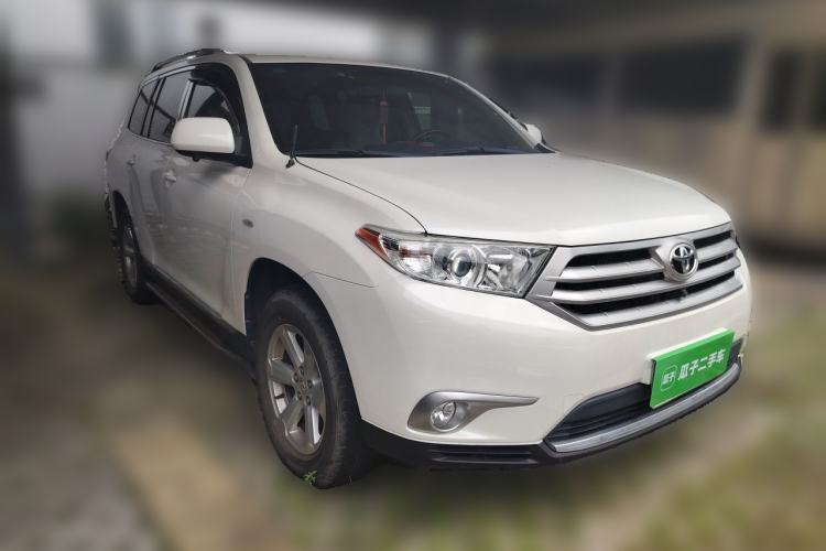 Used Toyota Highlander 2012 2.7L Two-Wheel Drive 7-Seater Elite Edition Front Right 45 Deg