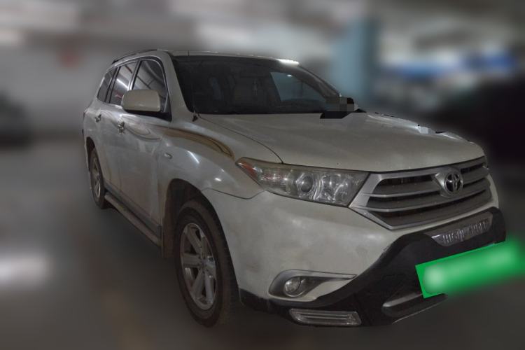Used Toyota Highlander 2012 2.7L Two-Wheel Drive 7-Seater Elite Edition Front Right 45 Deg