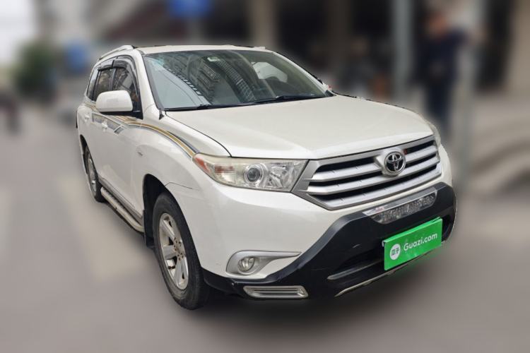 Used Toyota Highlander 2012 2.7L Two-Wheel Drive 7-Seater Elite Edition Front Right 45 Deg