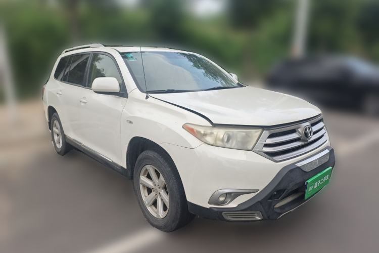 Used Toyota Highlander 2012 2.7L Two-Wheel Drive 7-Seater Elite Edition Front Right 45 Deg