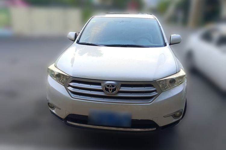 Used Toyota Highlander 2012 2.7L Two-Wheel Drive 7-Seater Luxury Edition Front