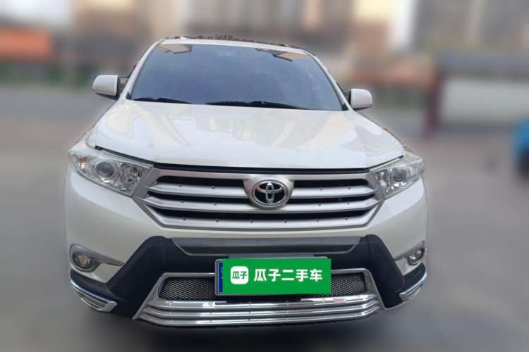 Used Toyota Highlander 2012 3.5L 4x4 7-Seater Luxury Edition with Navigation Front