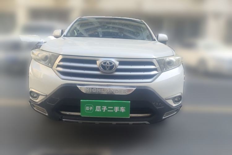 Used Toyota Highlander 2012 2.7L Two-Wheel Drive 7-Seater Luxury Edition Front