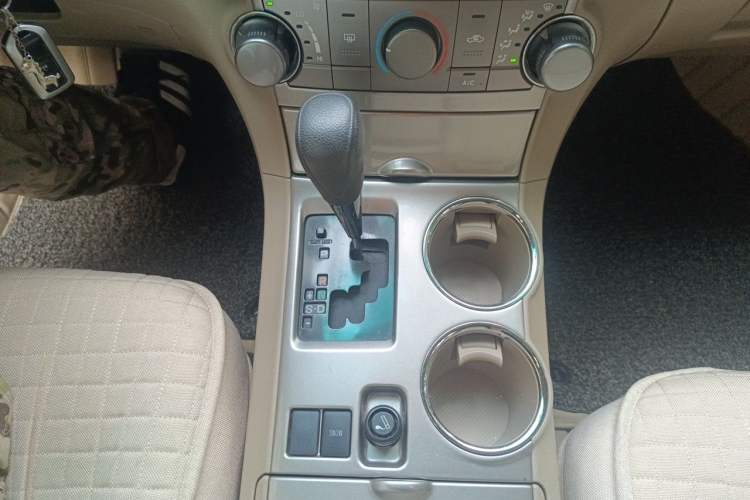 Used Toyota Highlander 2012 2.7L 2WD 5-Seater Elite Edition Gear Lever