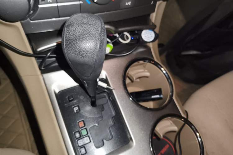 Used Toyota Highlander 2012 2.7L 2WD 5-Seater Elite Edition Gear Lever