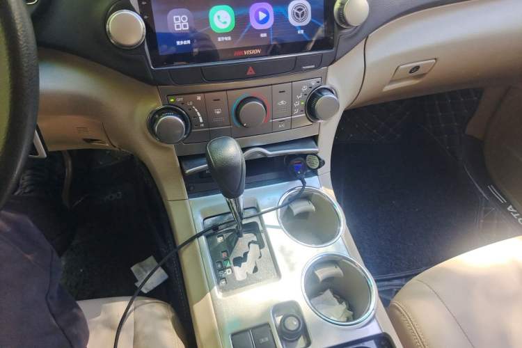 Used Toyota Highlander 2012 2.7L 2WD 5-Seater Elite Edition Gear Lever