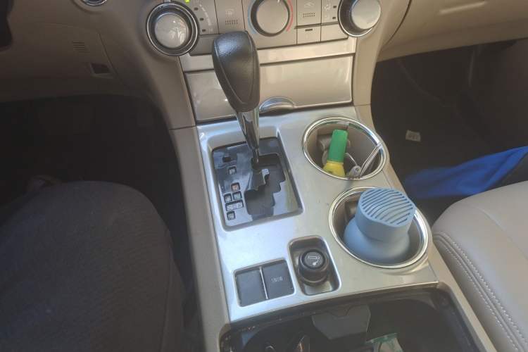 Used Toyota Highlander 2012 2.7L 2WD 5-Seater Elite Edition Gear Lever