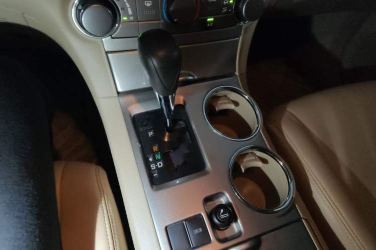 Used Toyota Highlander 2012 2.7L 2WD 5-Seater Elite Edition Gear Lever