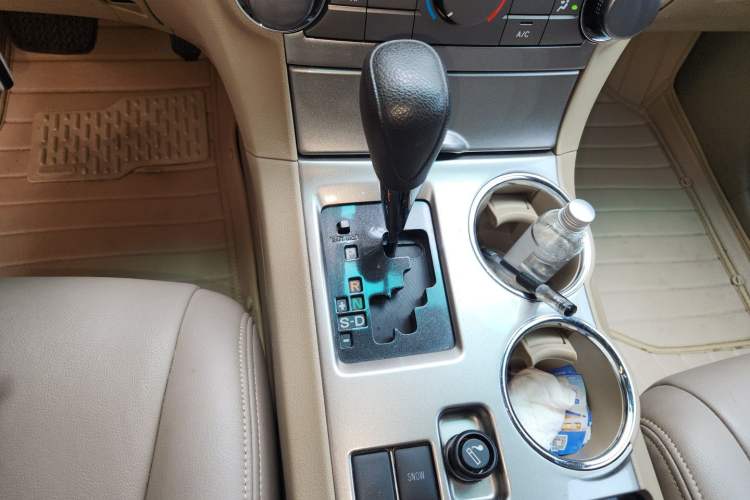 Used Toyota Highlander 2012 2.7L 2WD 5-Seater Elite Edition Gear Lever