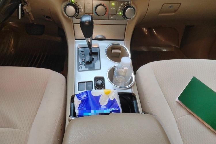 Used Toyota Highlander 2012 2.7L 2WD 5-Seater Elite Edition Gear Lever