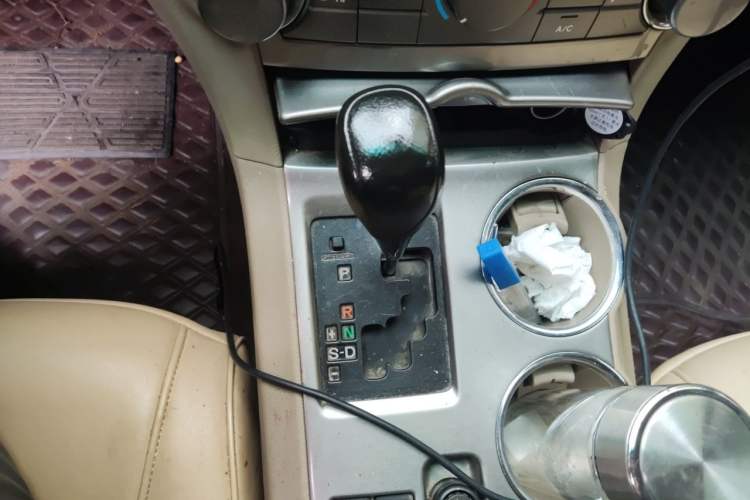 Used Toyota Highlander 2012 2.7L 2WD 5-Seater Elite Edition Gear Lever
