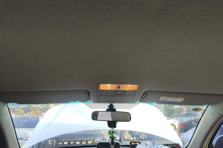 Used Toyota Highlander 2012 2.7L 2WD 5-Seater Elite Edition Headliner