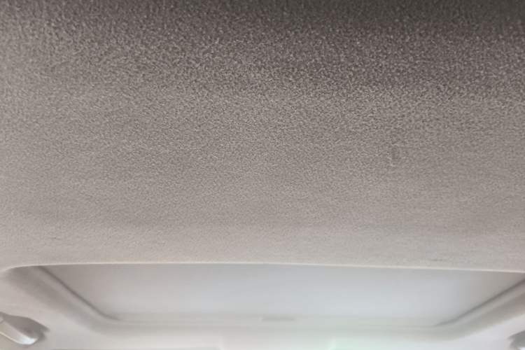 Used Toyota Highlander 2012 2.7L Two-Wheel Drive 7-Seater Luxury Edition Headliner