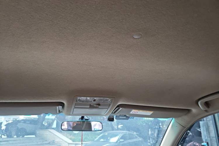 Used Toyota Highlander 2012 2.7L Two-Wheel Drive 7-Seater Elite Edition Headliner
