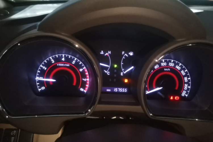 Used Toyota Highlander 2012 2.7L Two-Wheel Drive 7-Seater Luxury Edition Instrument Cluster