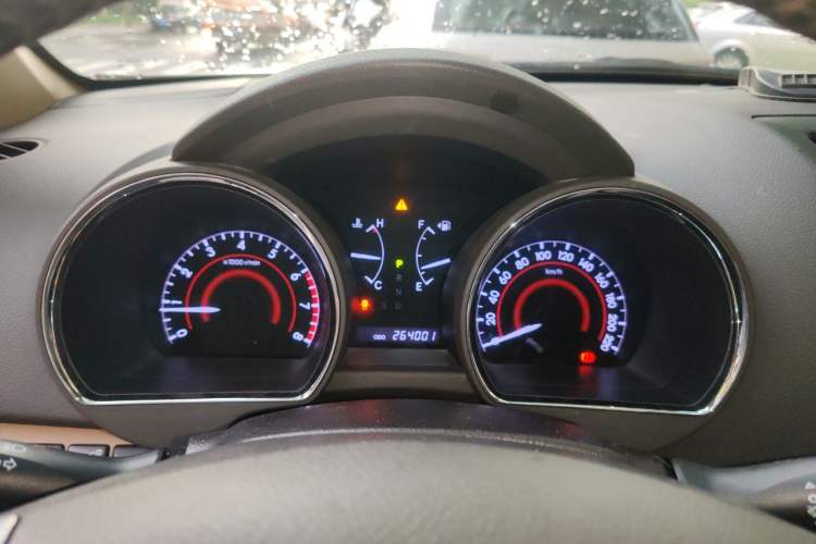 Used Toyota Highlander 2012 2.7L Two-Wheel Drive 7-Seater Luxury Edition Instrument Cluster