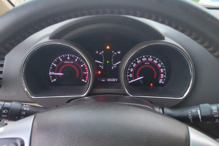 Used Toyota Highlander 2012 2.7L Two-Wheel Drive 7-Seater Luxury Edition Instrument Cluster