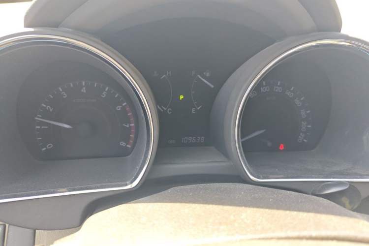 Used Toyota Highlander 2012 2.7L Two-Wheel Drive 7-Seater Luxury Edition Instrument Cluster