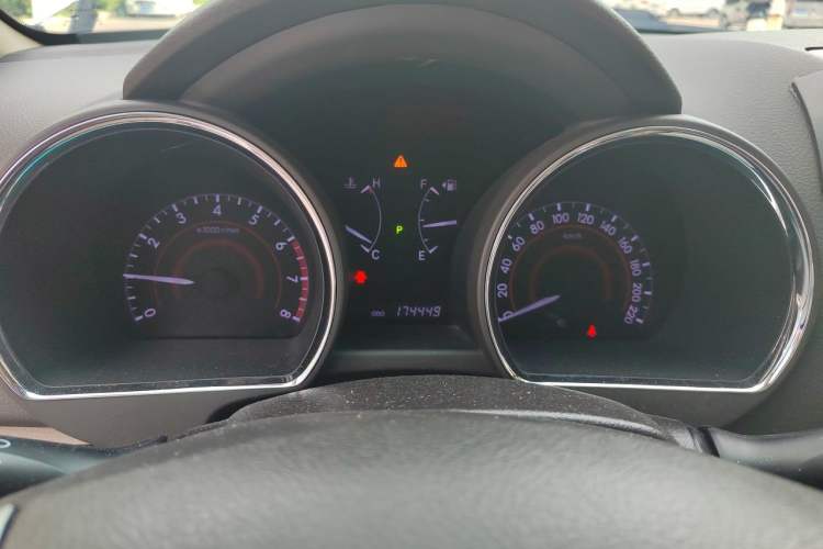 Used Toyota Highlander 2012 2.7L Two-Wheel Drive 7-Seater Luxury Edition Instrument Cluster