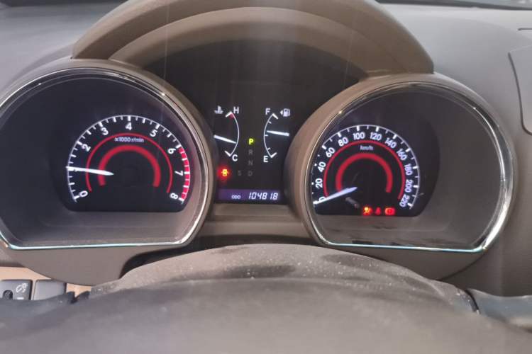 Used Toyota Highlander 2012 2.7L Two-Wheel Drive 7-Seater Luxury Edition Instrument Cluster