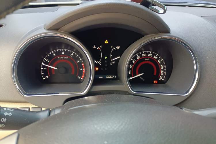Used Toyota Highlander 2012 3.5L 4x4 7-Seater Luxury Edition with Navigation Instrument Cluster