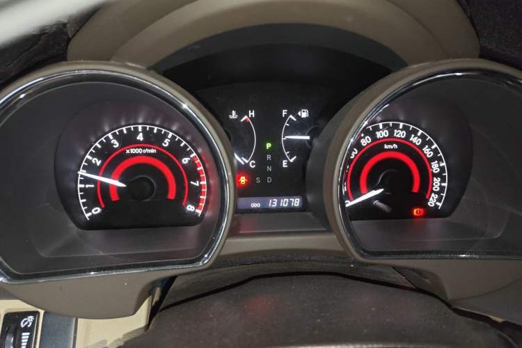 Used Toyota Highlander 2012 2.7L Two-Wheel Drive 7-Seater Elite Edition Instrument Cluster