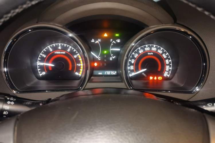 Used Toyota Highlander 2012 2.7L Two-Wheel Drive 7-Seater Luxury Edition Instrument Cluster