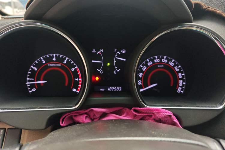 Used Toyota Highlander 2012 2.7L Two-Wheel Drive 7-Seater Elite Edition Instrument Cluster
