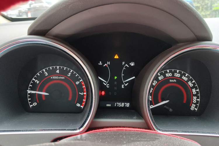 Used Toyota Highlander 2012 2.7L Two-Wheel Drive 7-Seater Luxury Edition Instrument Cluster