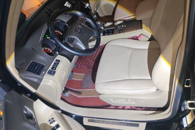 Used Toyota Highlander 2012 3.5L 4x4 7-Seater Luxury Edition Left Front Seat