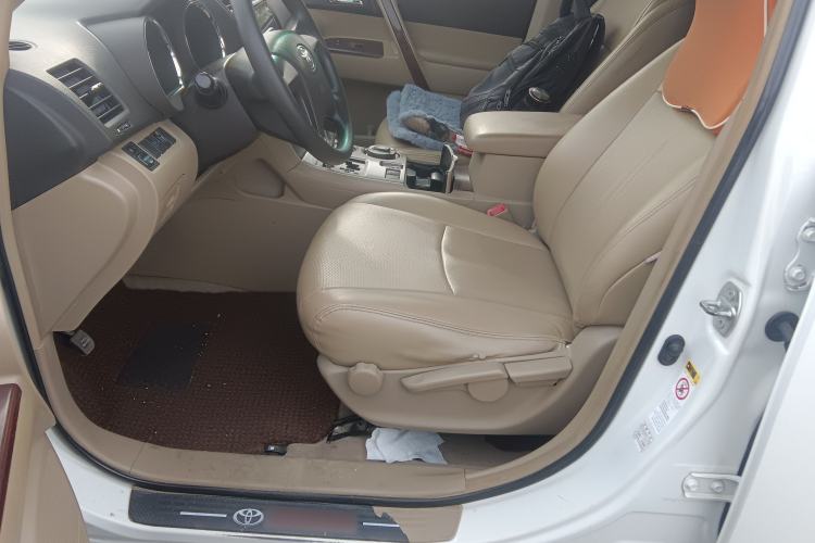 Used Toyota Highlander 2012 2.7L 2WD 5-Seater Elite Edition Left Front Seat