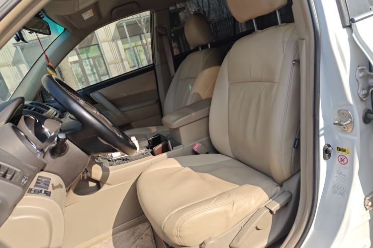 Used Toyota Highlander 2012 2.7L 2WD 5-Seater Elite Edition Left Front Seat