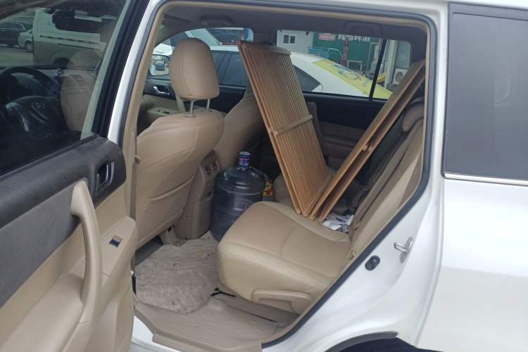 Used Toyota Highlander 2012 2.7L 2WD 5-Seater Elite Edition Left Rear Seat
