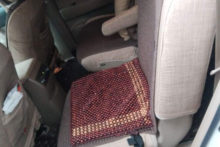 Used Toyota Highlander 2012 2.7L Two-Wheel Drive 7-Seater Elite Edition Left Rear Seat