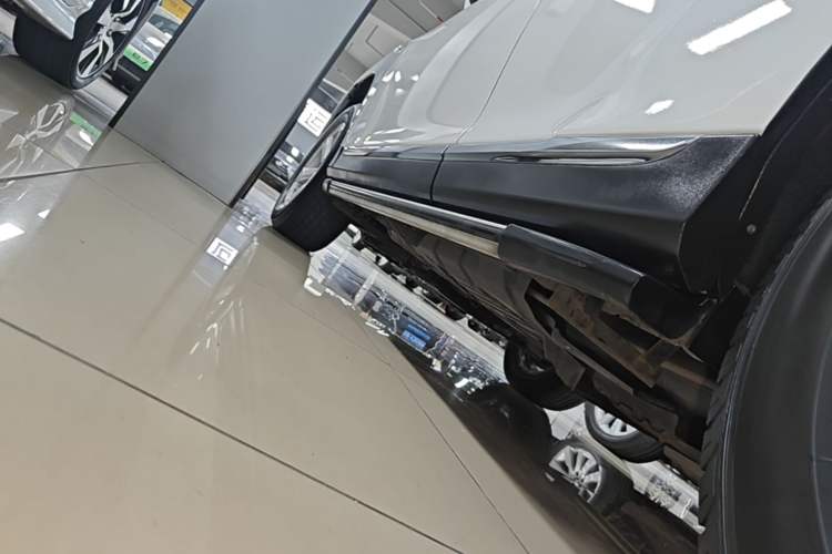 Used Toyota Highlander 2012 2.7L 2WD 5-Seater Elite Edition Left Side Sill
