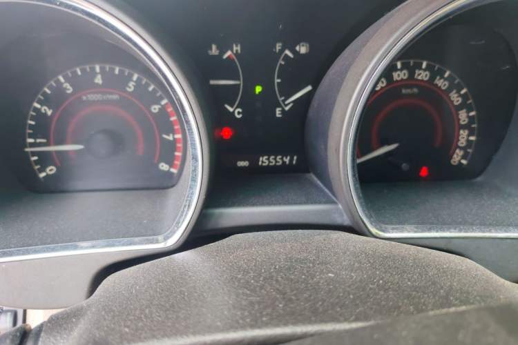 Used Toyota Highlander 2012 2.7L 2WD 5-Seater Elite Edition Odometer Close Up