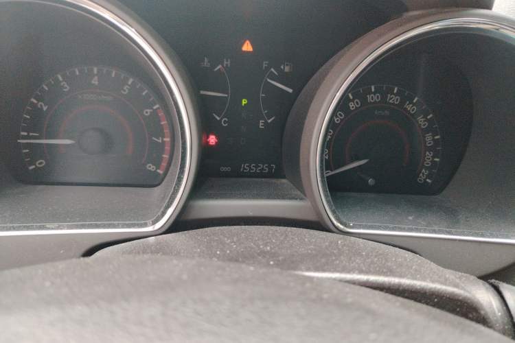 Used Toyota Highlander 2012 2.7L Two-Wheel Drive 7-Seater Luxury Edition Odometer Close Up