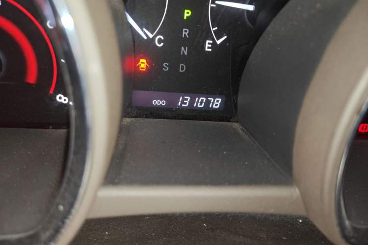 Used Toyota Highlander 2012 2.7L Two-Wheel Drive 7-Seater Elite Edition Odometer Close Up