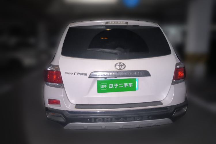 Used Toyota Highlander 2012 2.7L Two-Wheel Drive 7-Seater Luxury Edition Rear